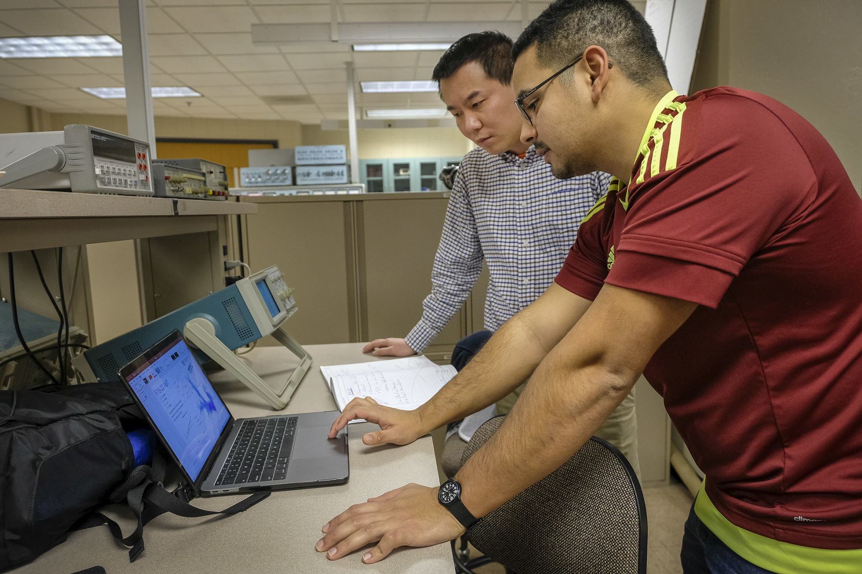 020119-nws-siu-campus-lake-2.jpg